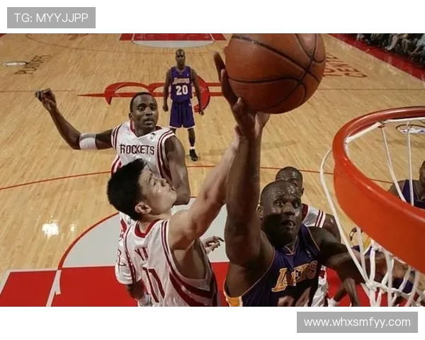 2002年姚明加盟火箭队首秀比赛录像回顾
